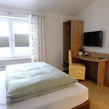 Wirtshaus "Alte Post" Hotel Zandt Buitenkant foto