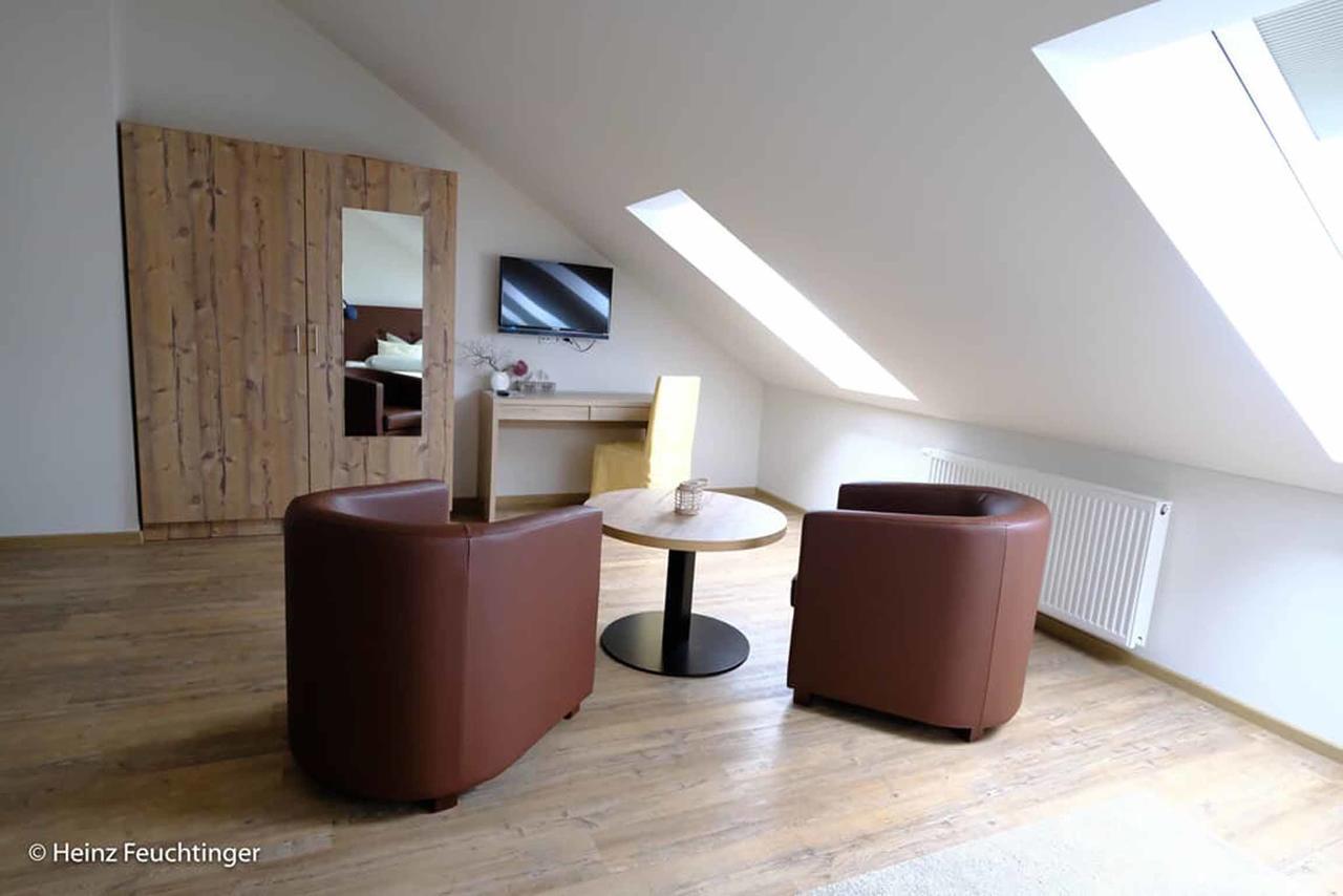 Wirtshaus "Alte Post" Hotel Zandt Buitenkant foto