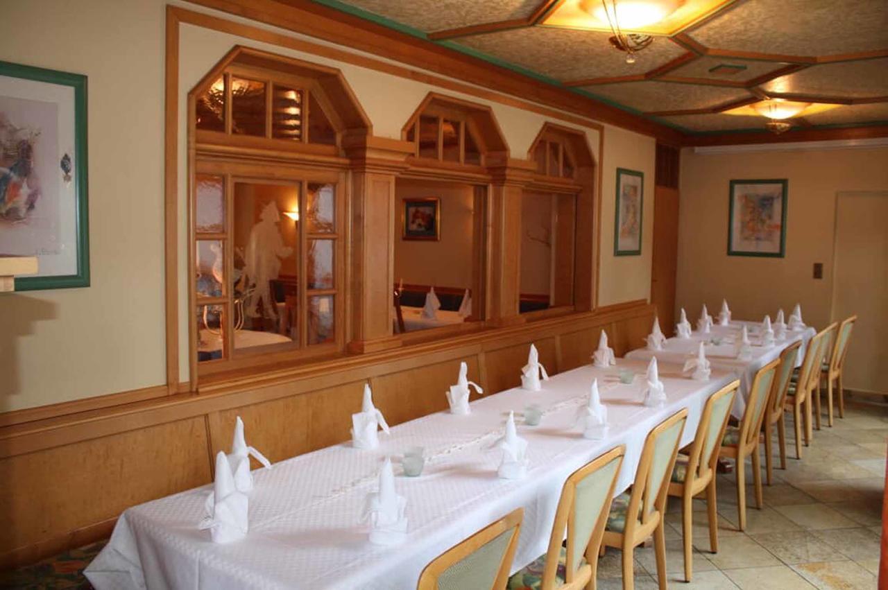 Wirtshaus "Alte Post" Hotel Zandt Buitenkant foto