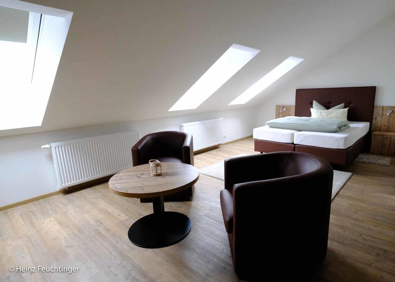 Wirtshaus "Alte Post" Hotel Zandt Buitenkant foto